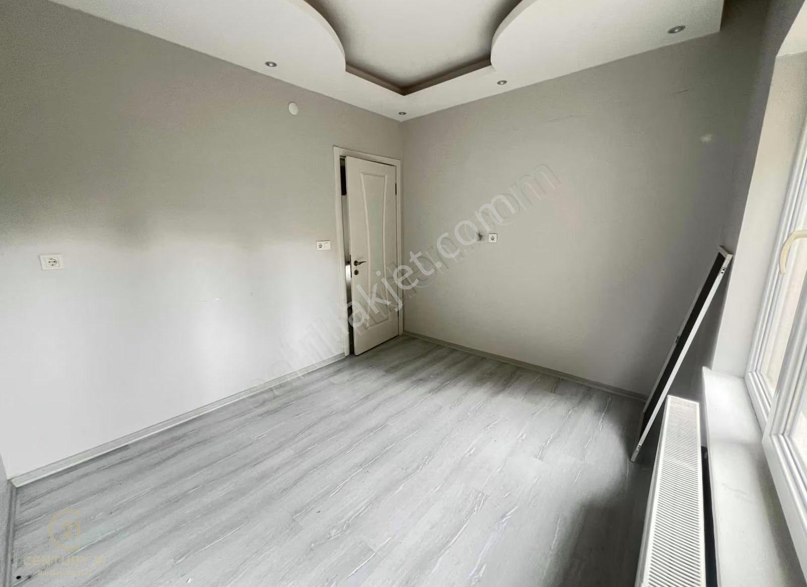 Maltepe Mah. Bahçeli İçi Yenilenmiş Kiralık 2+1 Daire - Görsel 8