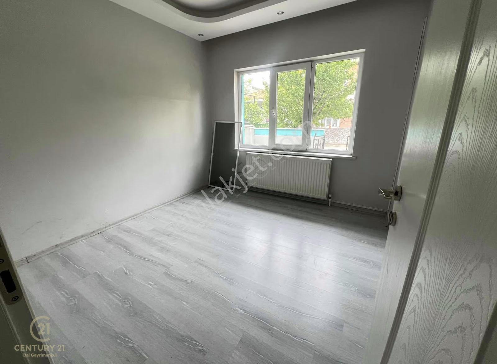 Maltepe Mah. Bahçeli İçi Yenilenmiş Kiralık 2+1 Daire - Görsel 14