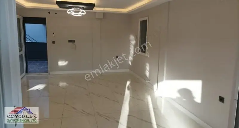 Seferihisar Cumhuriyet Mahallesi Denize 50 Metre Bahçeli Villa - Görsel 2