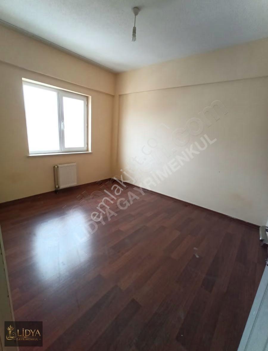 Muhteşem Manzaralı Satılık 2+1 Daire - Görsel 8