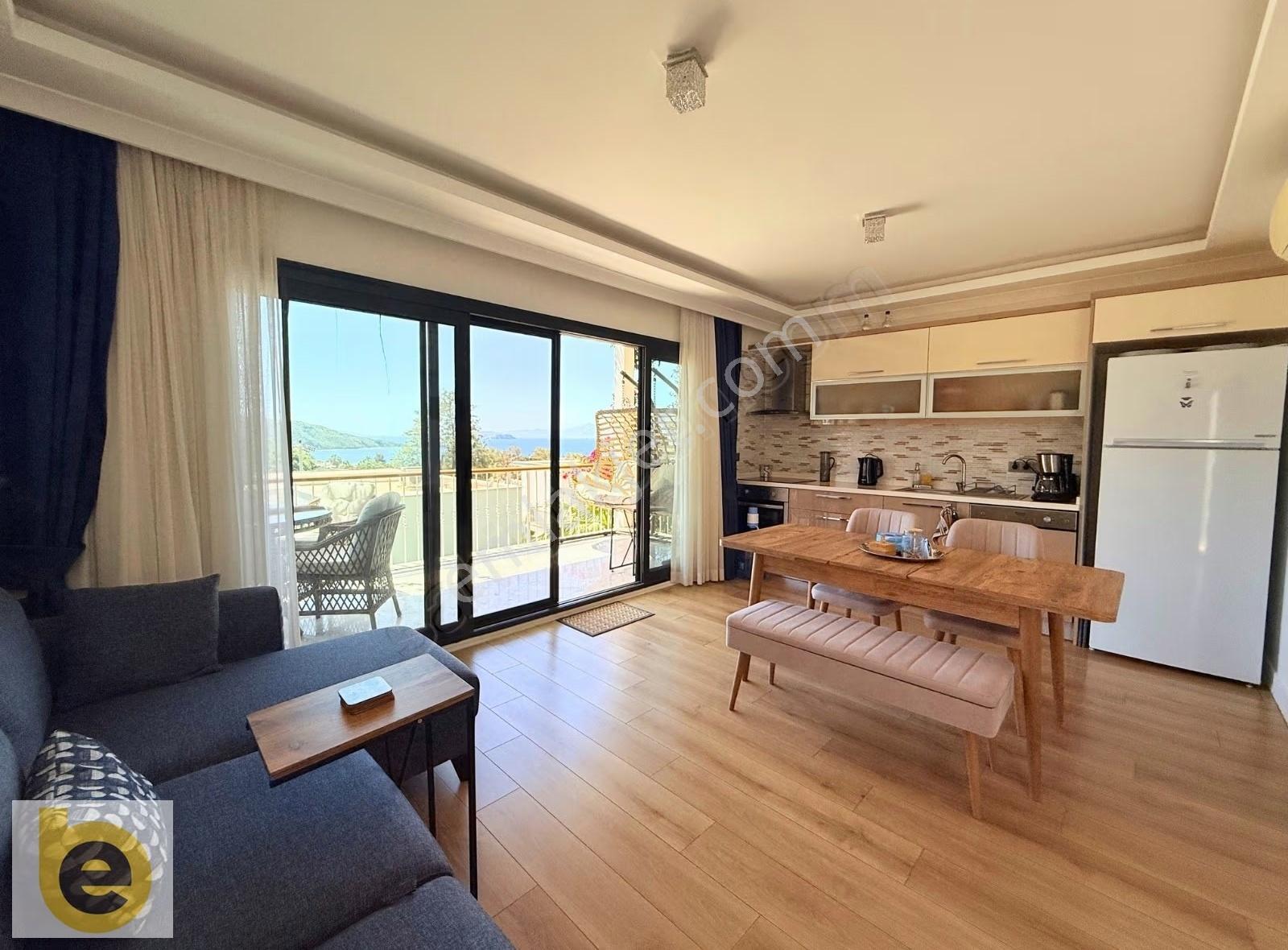 Plaja 4 Dk Yürüme Mesafesinde Deniz Manzaralı 2+1 Satılık Daire - Görsel 19