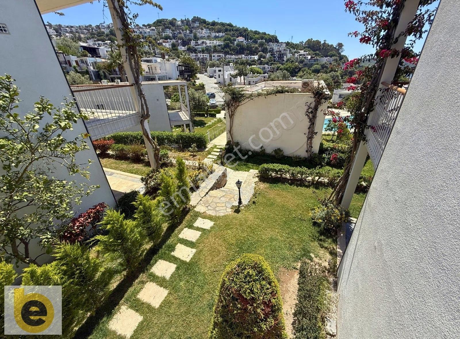 Plaja 4 Dk Yürüme Mesafesinde Deniz Manzaralı 2+1 Satılık Daire - Görsel 15