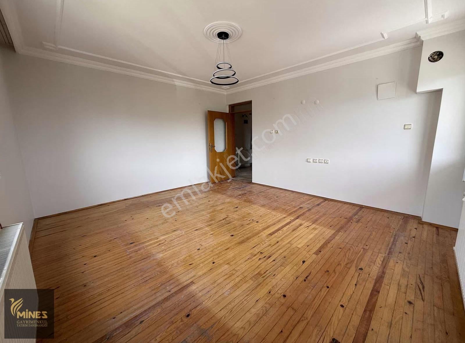 Kemalpaşa Ulucak Şahin Tepesi'nde Geniş 3+1 Kiralık Daire - Görsel 2
