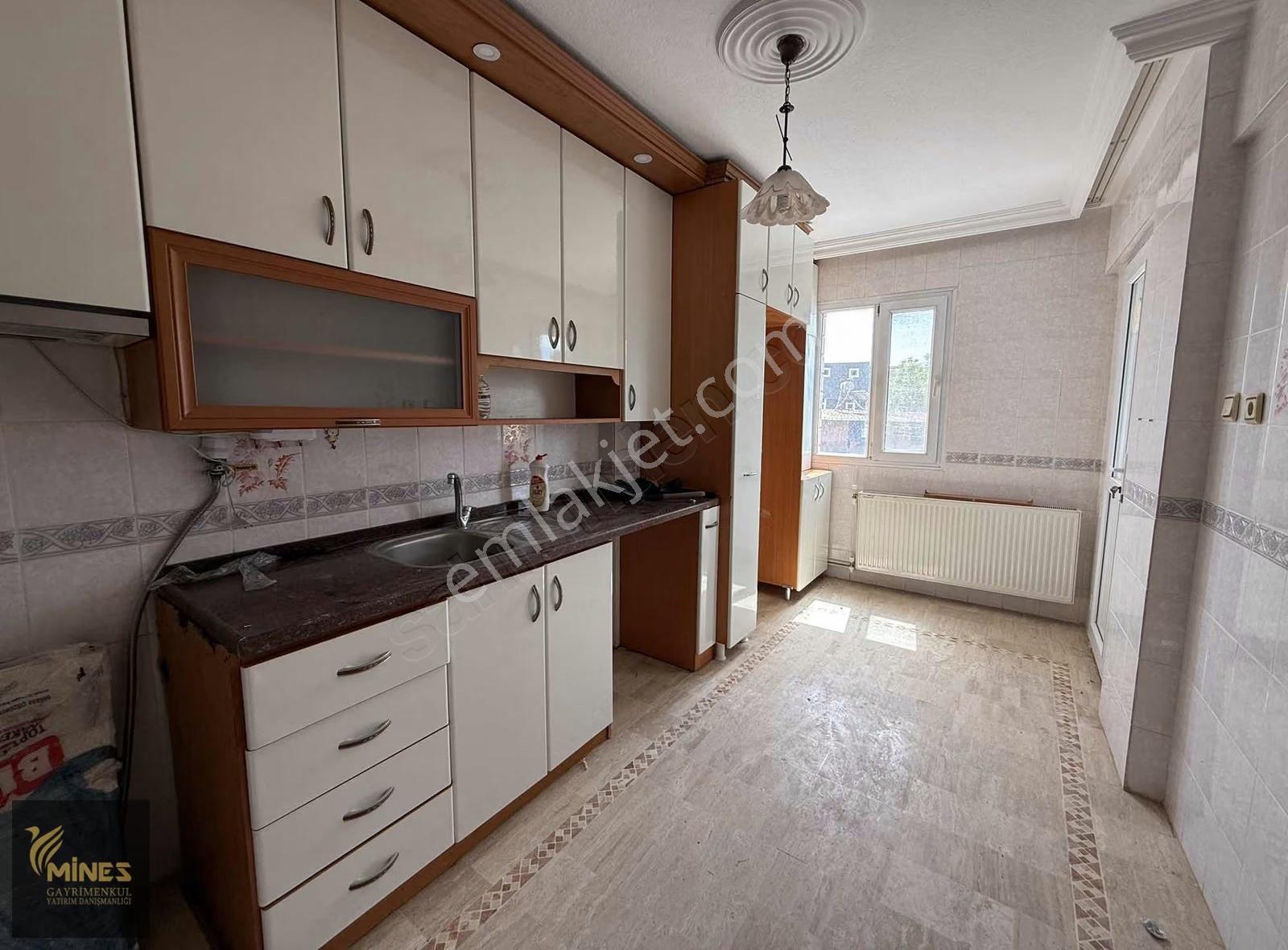 Kemalpaşa Ulucak Şahin Tepesi'nde Geniş 3+1 Kiralık Daire - Görsel 23
