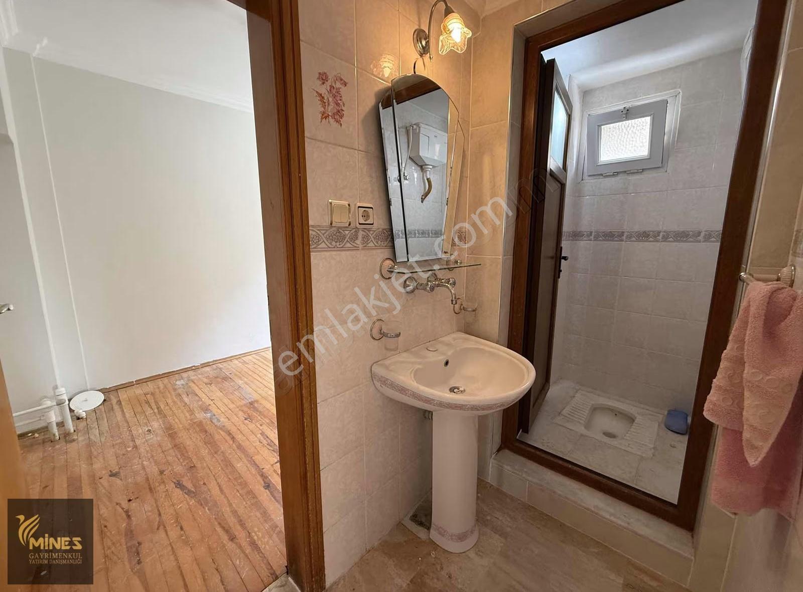 Kemalpaşa Ulucak Şahin Tepesi'nde Geniş 3+1 Kiralık Daire - Görsel 32