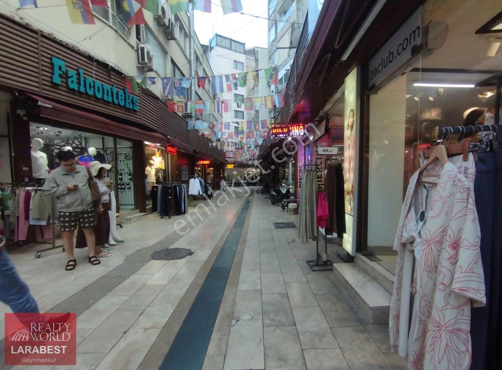 Atatürk Cadde'sine Yakın İş Hanı İçinde Satılık Dükkan - Görsel 4