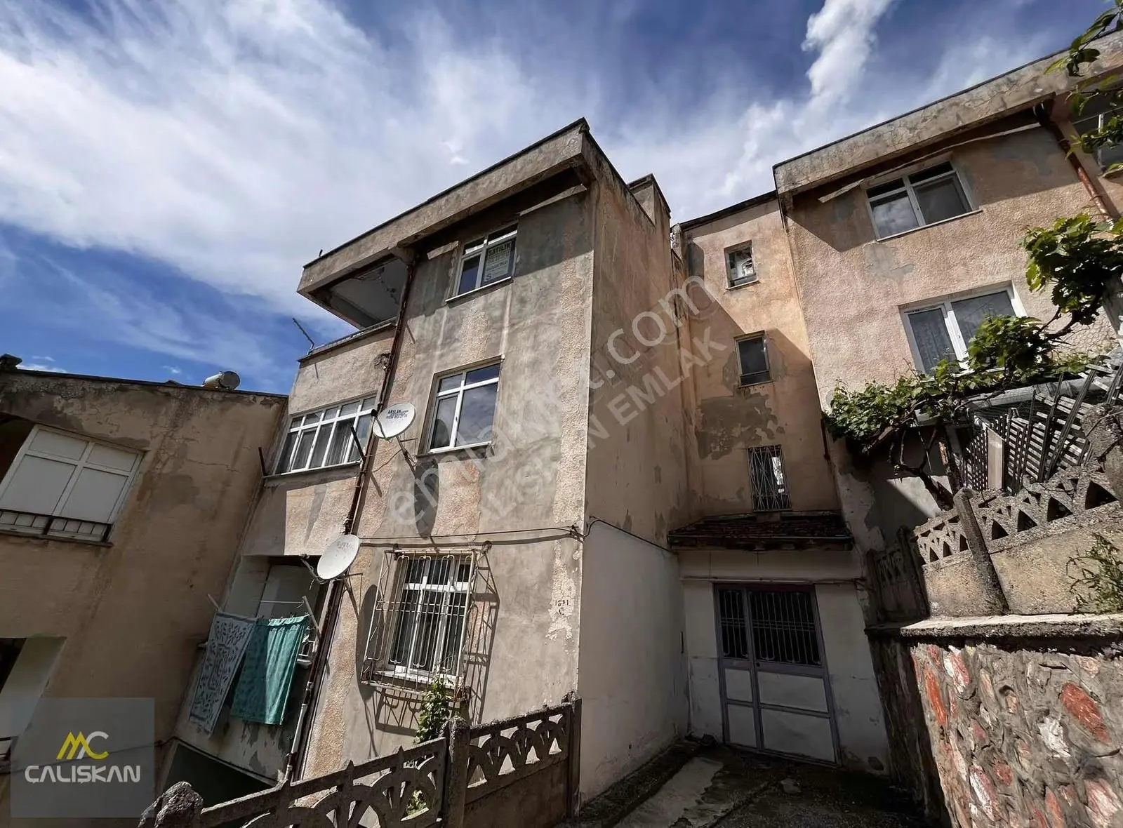 Topçam Mahallesi Satılık 2+1 Daire
