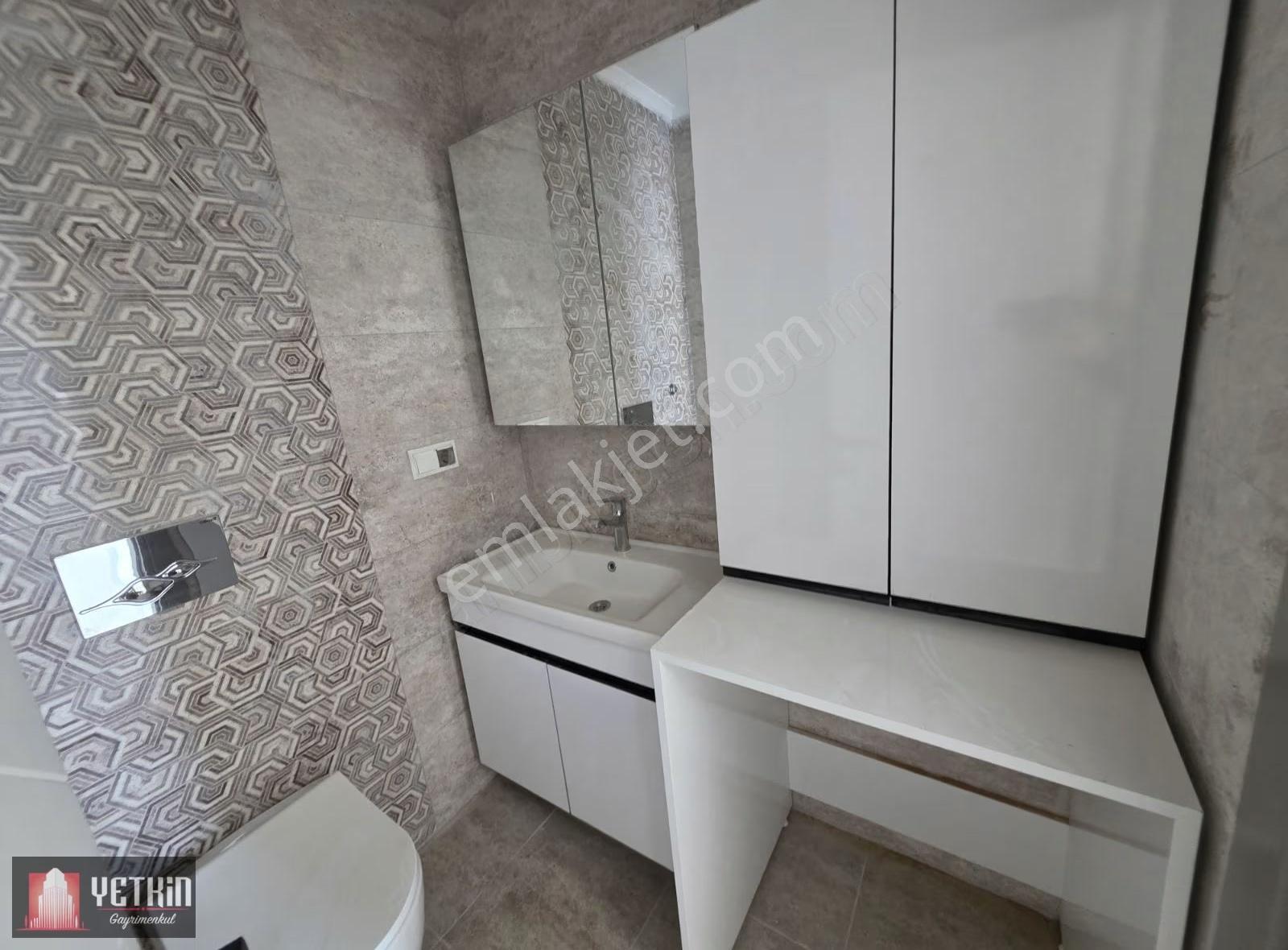 Yetkin'den Mahmutlar Mevlana Kavşağı 1+1 Kiralık Köşe Daire - Görsel 3