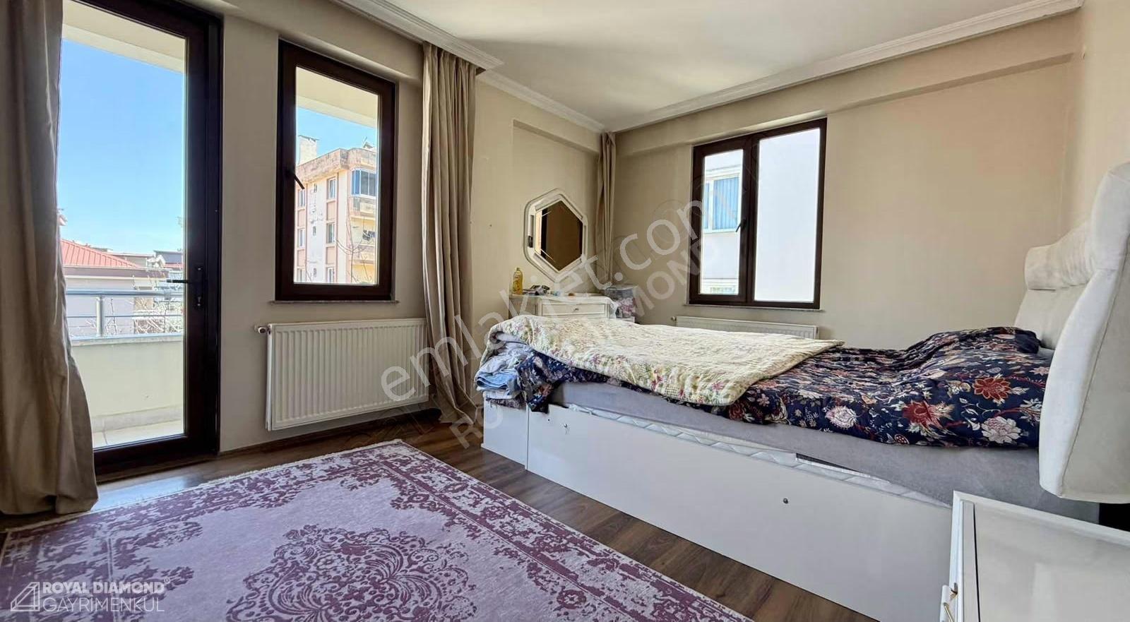Atakum'da Merkezi Konumda Kiralık Lüks Geniş 4+2 Dubleks Daire - Görsel 9
