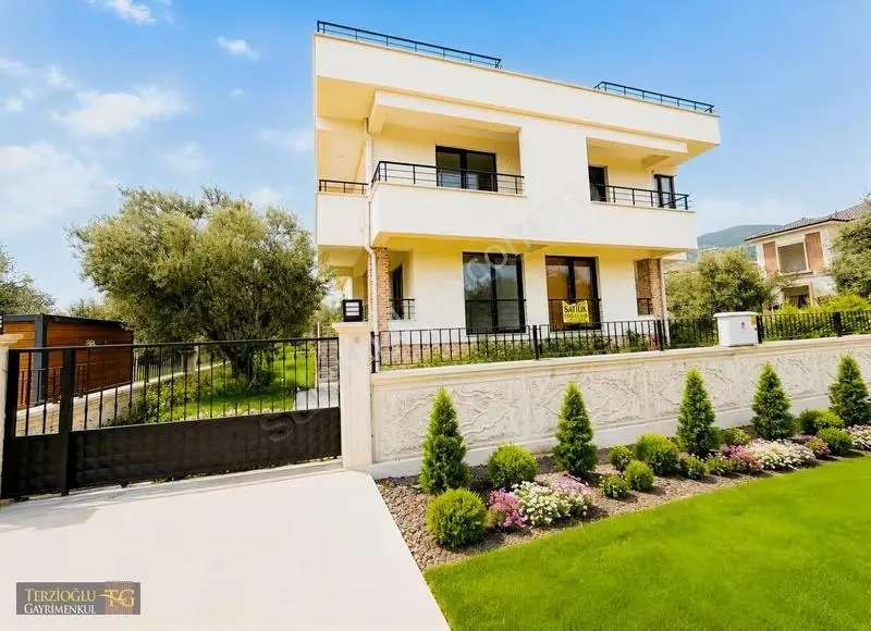 Terzioğlu'ndan Gürede Geniş Bahçeli 4+1 Villa - Görsel 2