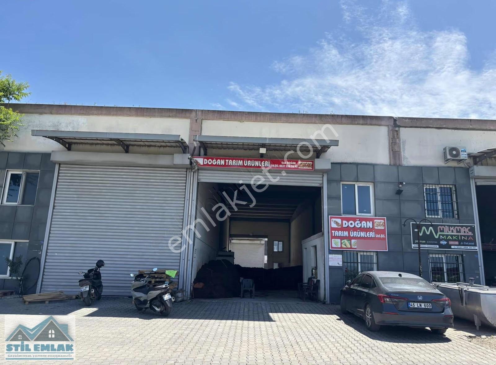 Salihli Tüccarlar Sitesi 350 M2 Satılık Dükkan - Görsel 23