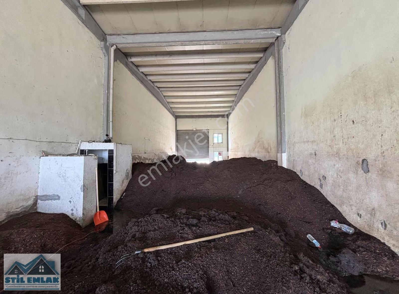Salihli Tüccarlar Sitesi 350 M2 Satılık Dükkan - Görsel 14