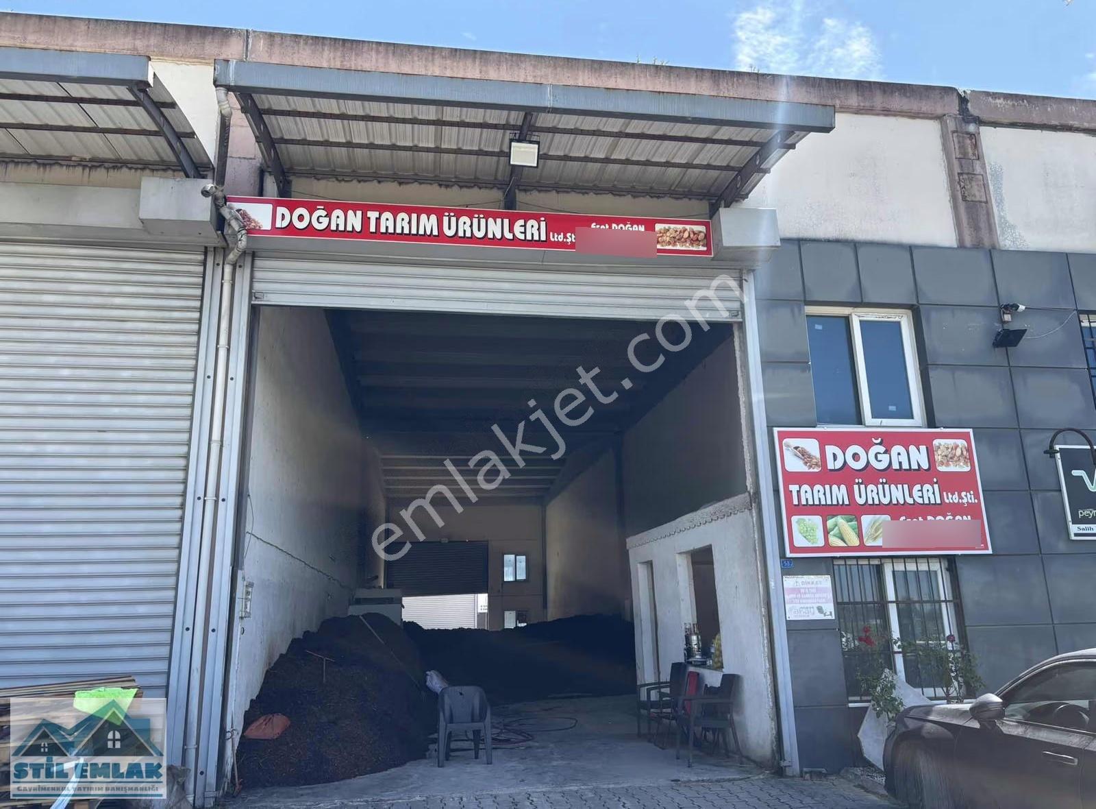 Salihli Tüccarlar Sitesi 350 M2 Satılık Dükkan