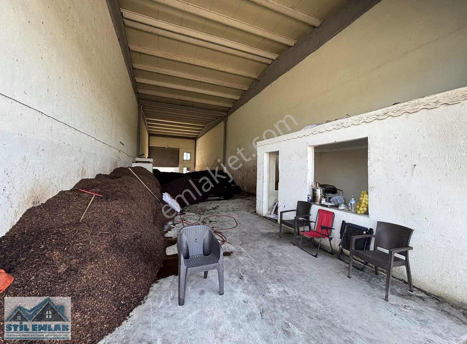 Salihli Tüccarlar Sitesi 350 M2 Satılık Dükkan - Görsel 16