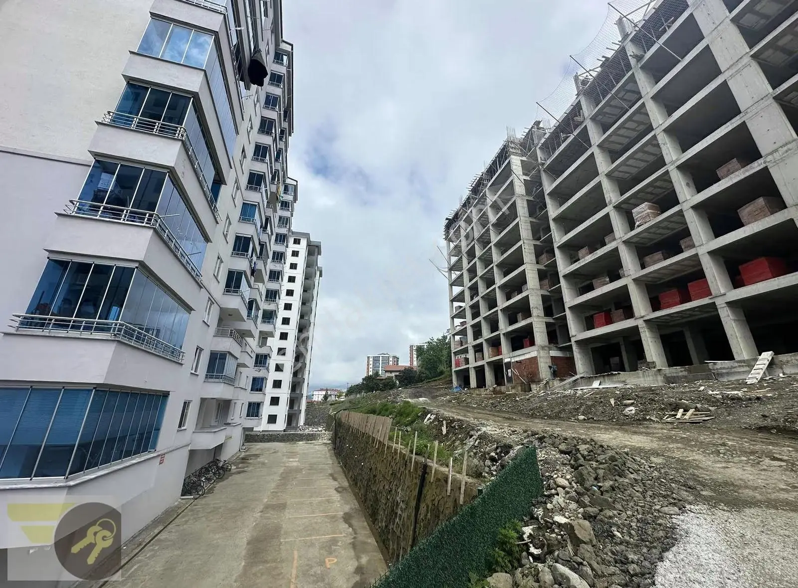 *of Gayrimenkul* İlçe Merkezi Deniz Manzaralı 130m2 2+1 6.kat - Görsel 4