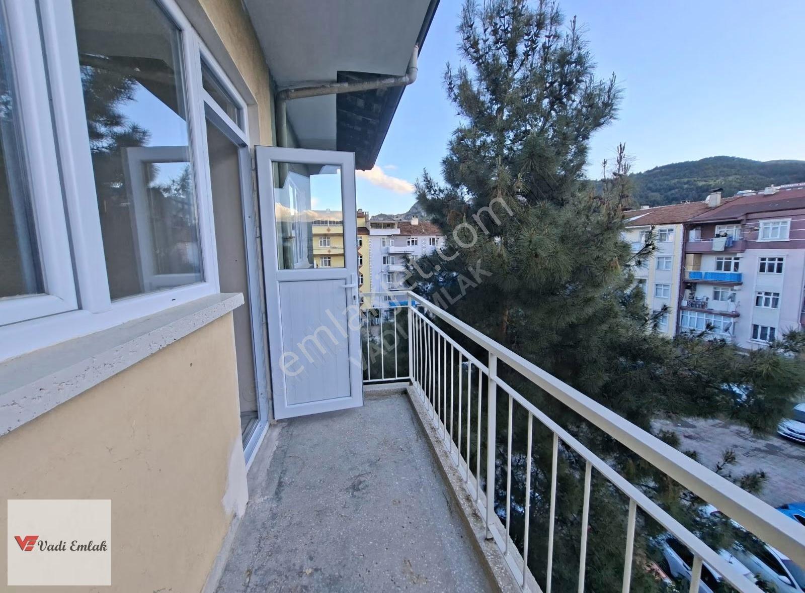 Yeşilırmak Mahallesinde 3+1 Kiralık Daire/vadi Emlak - Görsel 27