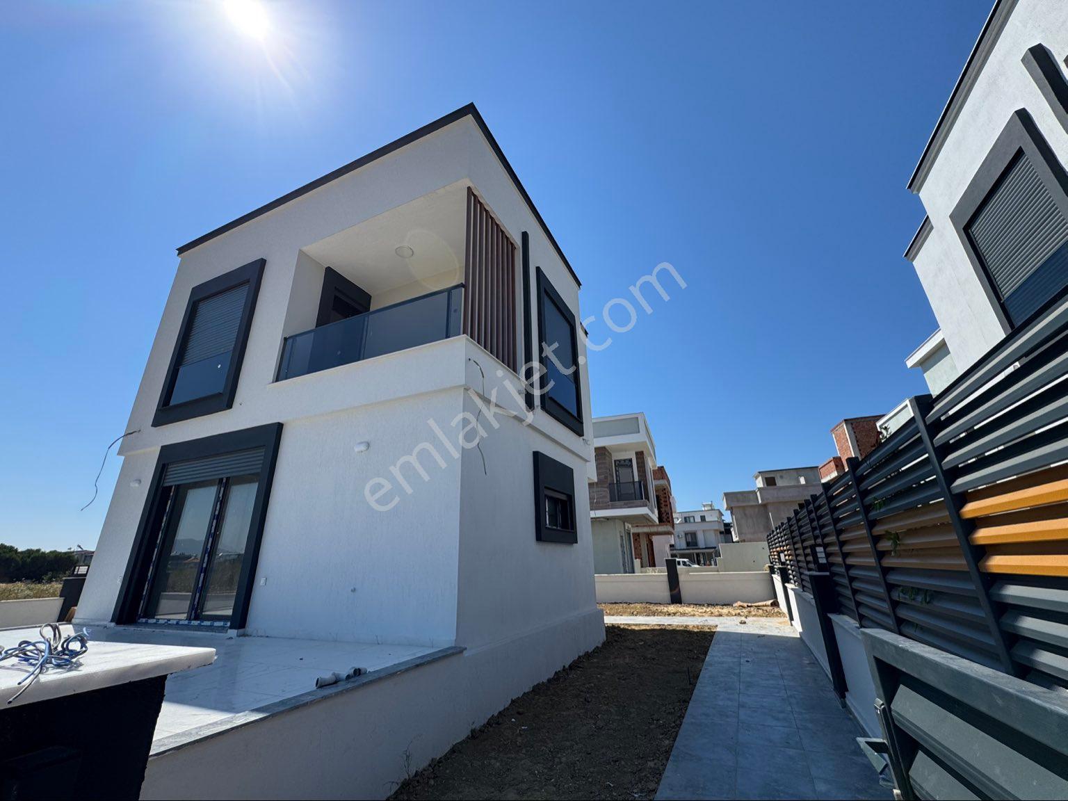 Seferihisar Doğanbey De Satılık 260 M2 İçinde 2+1 Müstakil Villa - Görsel 8