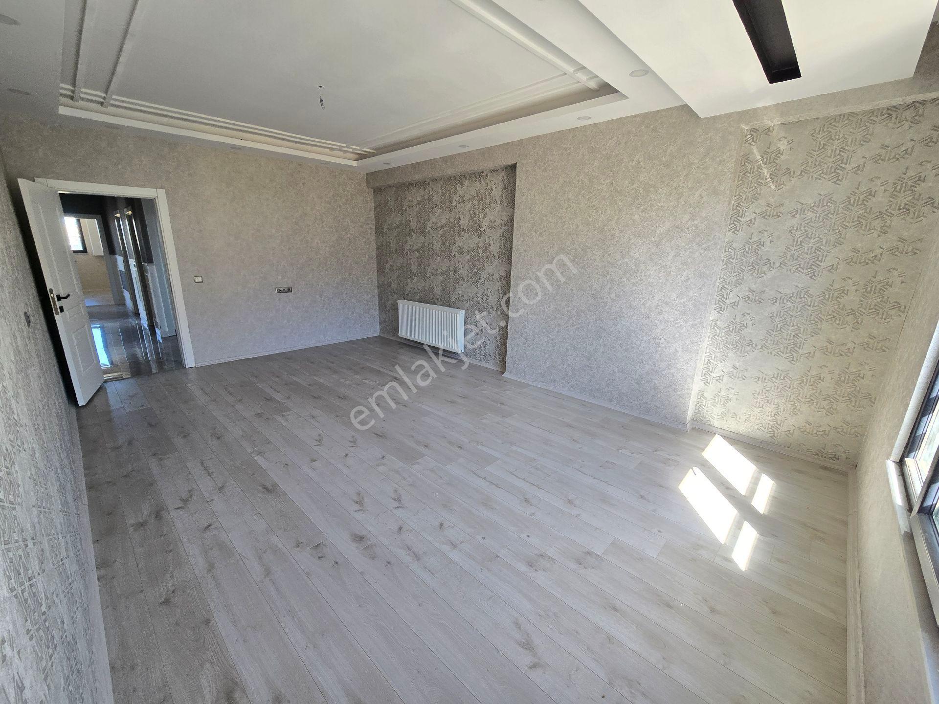Karaköprü 35 Mt Son Göbeğin 300 Mt İlerisi 3+1 Lüx Daire **nur** - Görsel 6