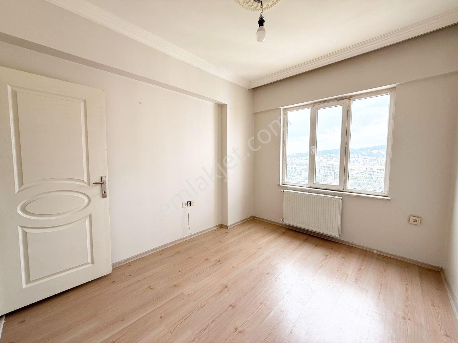 Beykent'te Şehir Manzaralı Eşsiz Cepheye Sahip Uygun Fiyatlı 2+1 - Görsel 14