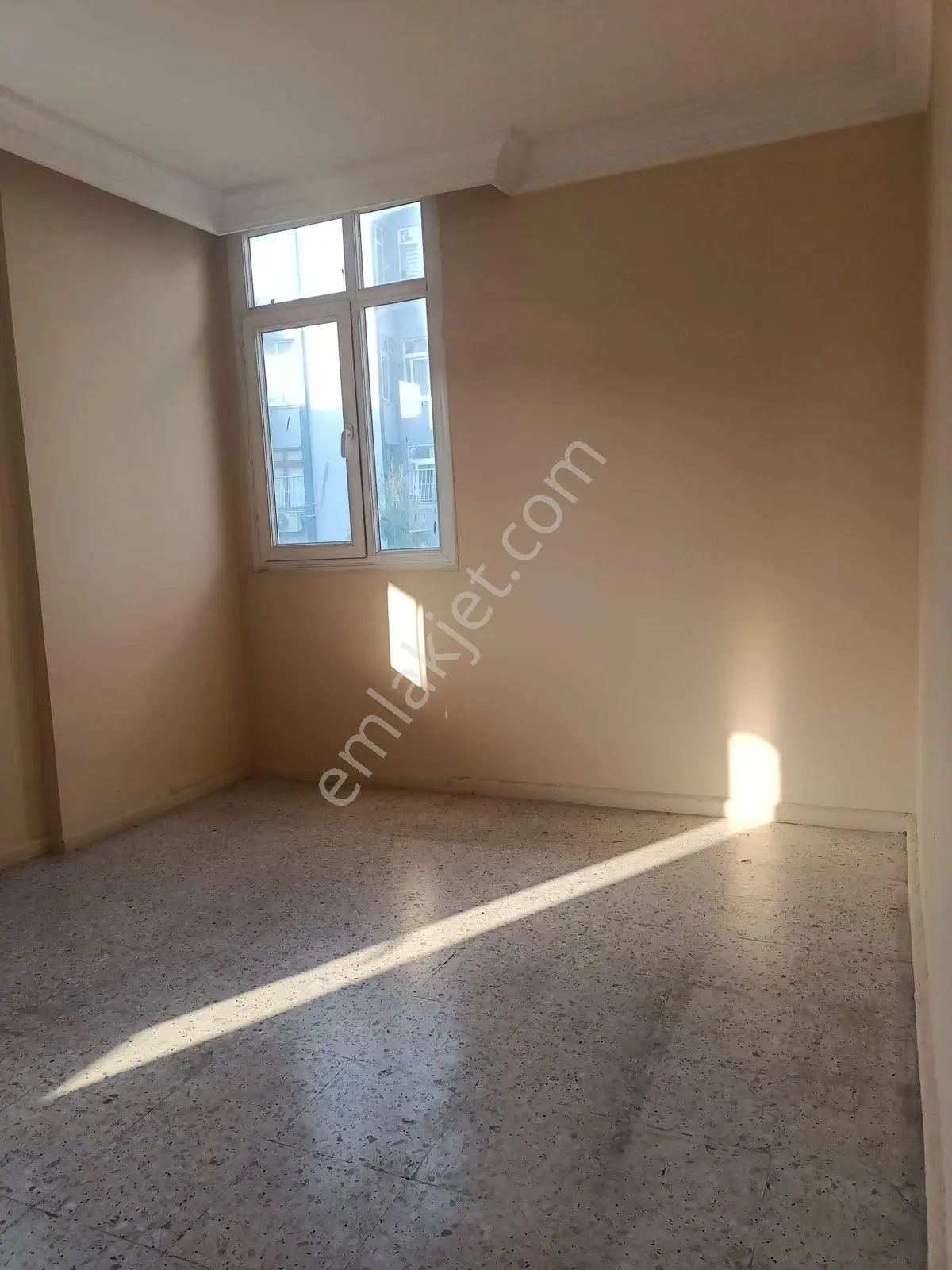 Toros Mahallesinde Kiralık 3+1 Kapalı Mutfak Daire - Görsel 4