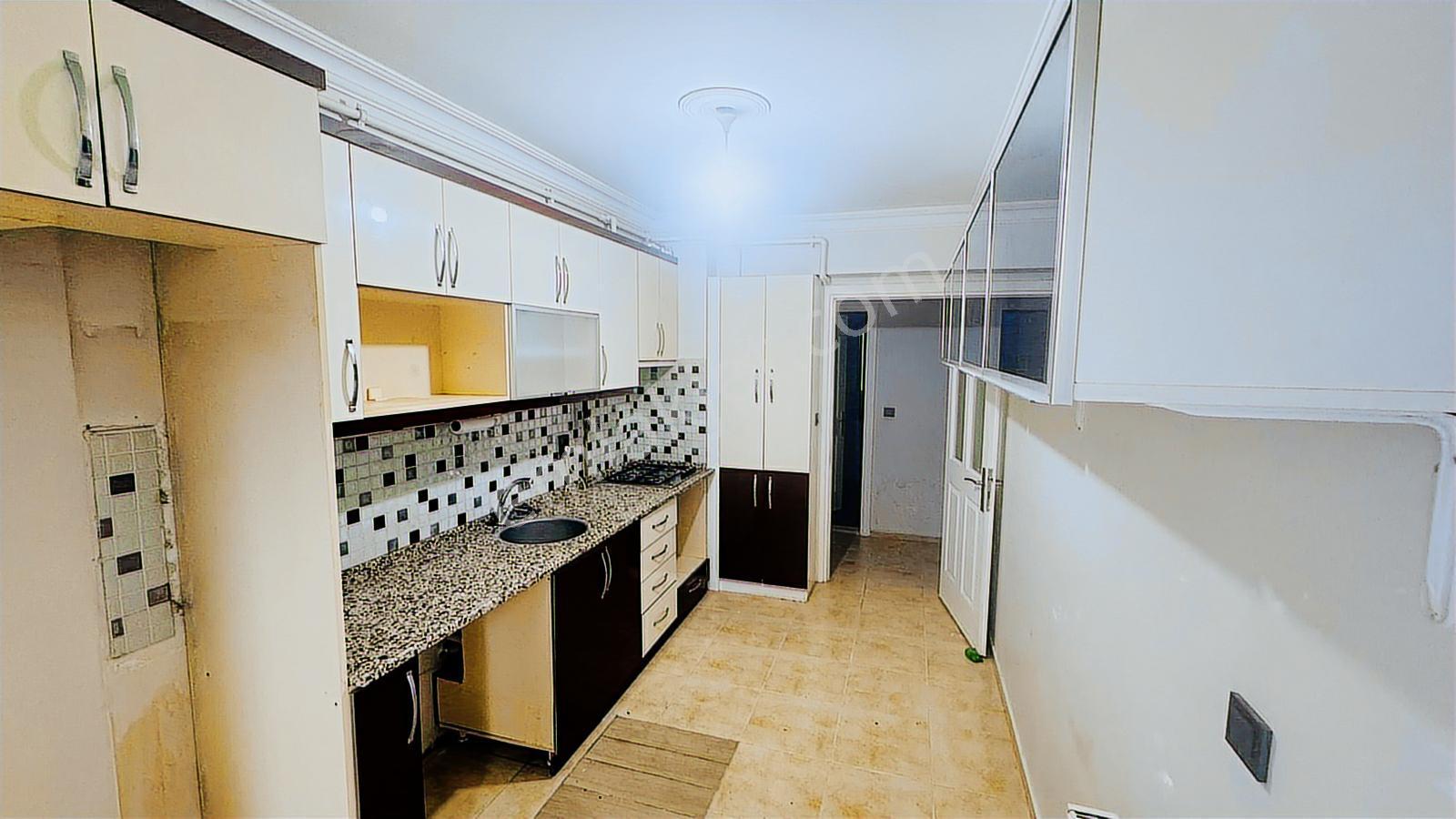 Sevgi Mah Site İçerisinde Doğalgazlı Asansörlü Satılık 3+1 Daire - Görsel 18