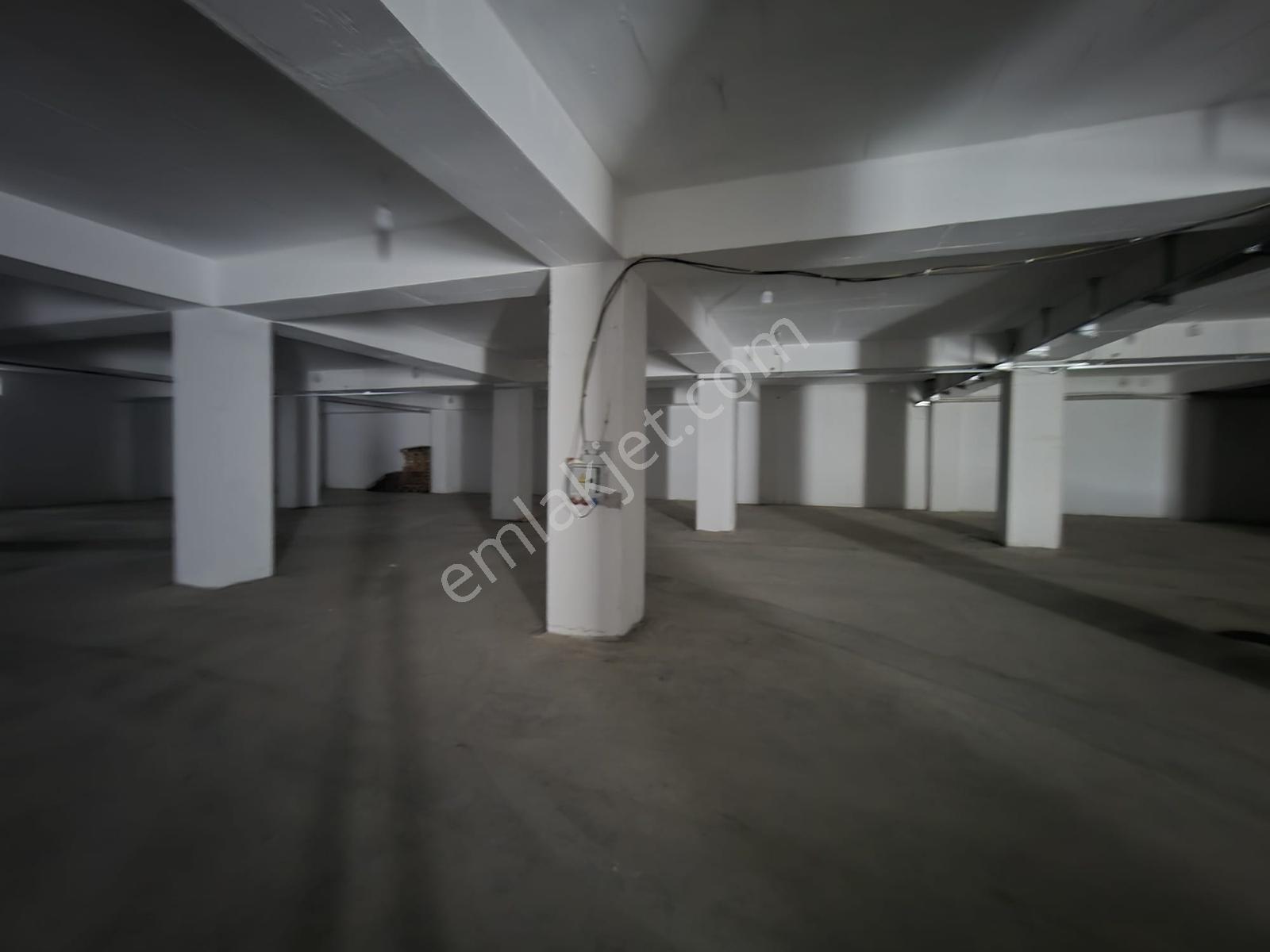 İvedik Merkezde 1200 M2 Hazır Depo - Görsel 4