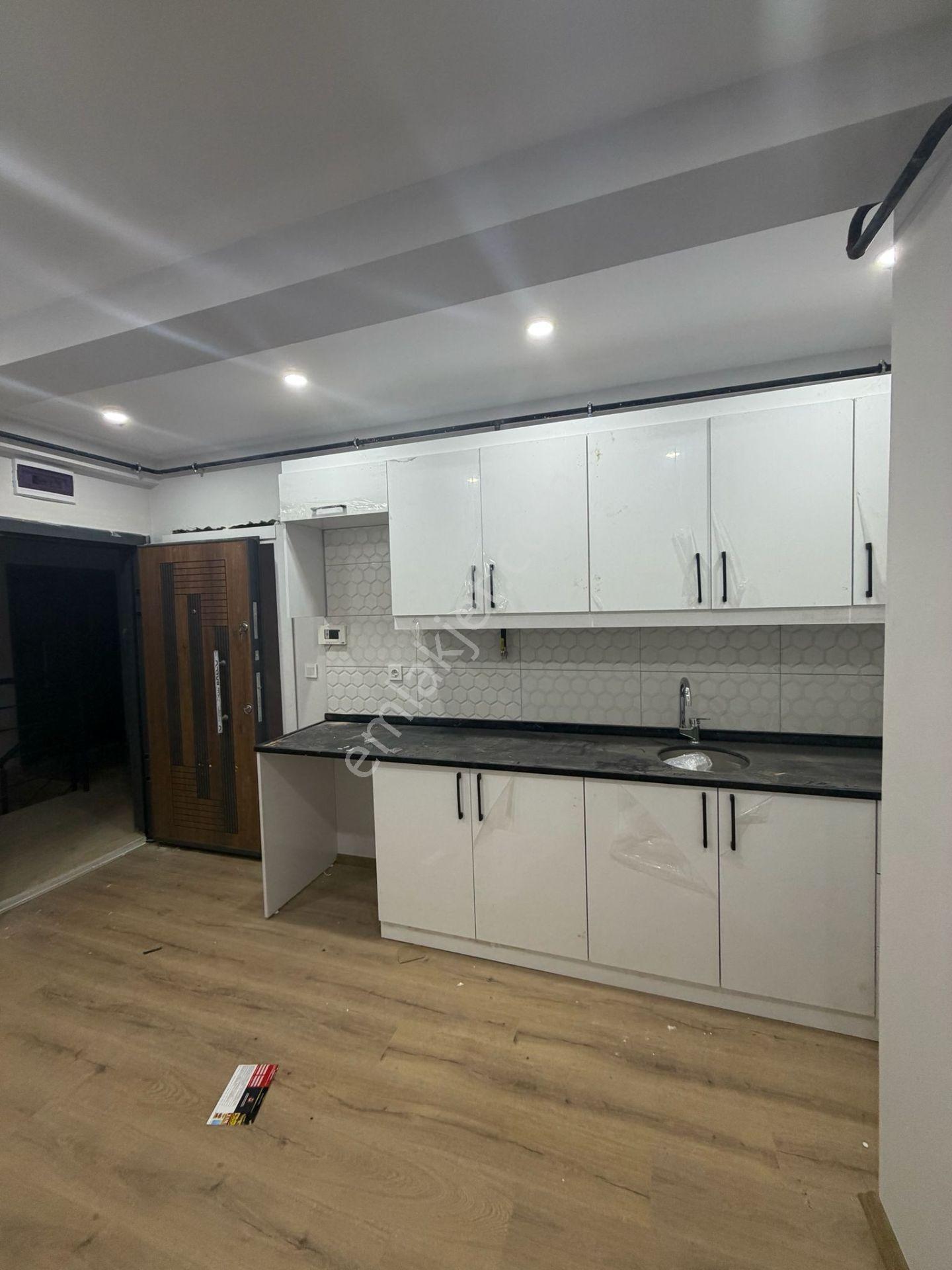 Tekirdağ Barbaros’ta Havuzlu Site İçinde Satılık 1+1 Lüks Daire | Otoparklı | Yatırımlık & Yazlık - Görsel 14
