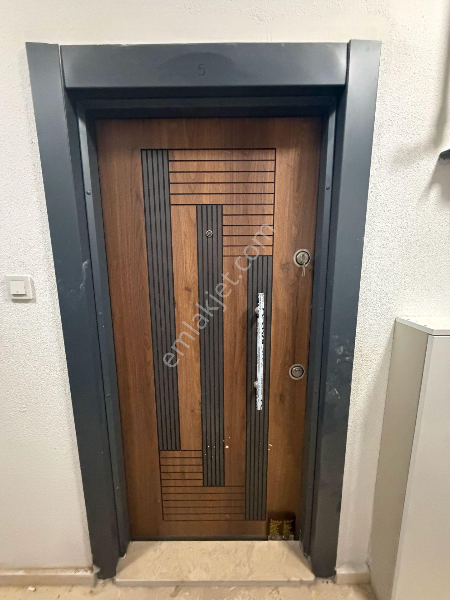 Tekirdağ Barbaros’ta Havuzlu Site İçinde Satılık 1+1 Lüks Daire | Otoparklı | Yatırımlık & Yazlık - Görsel 8