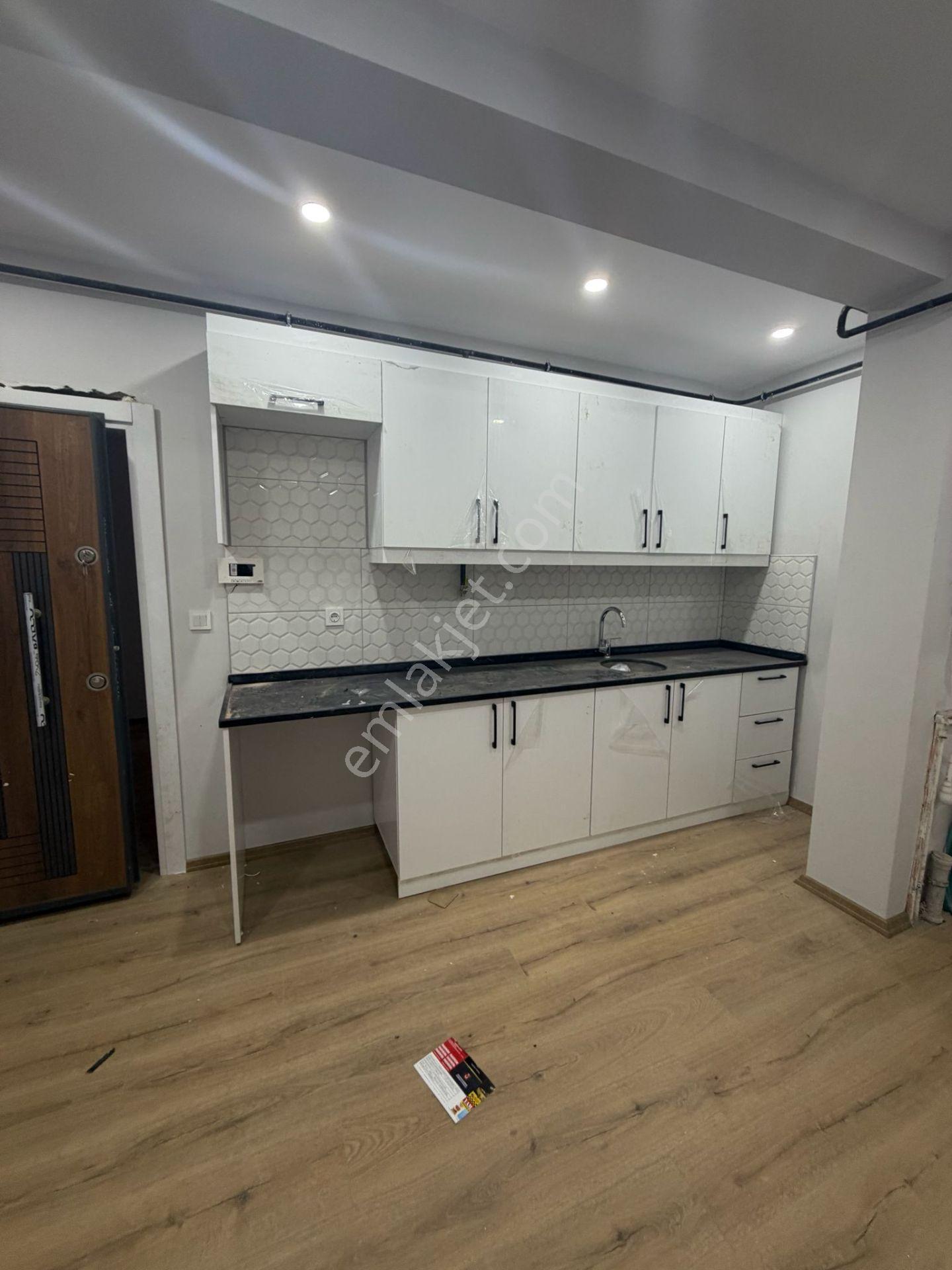 Tekirdağ Barbaros’ta Havuzlu Site İçinde Satılık 1+1 Lüks Daire | Otoparklı | Yatırımlık & Yazlık - Görsel 4
