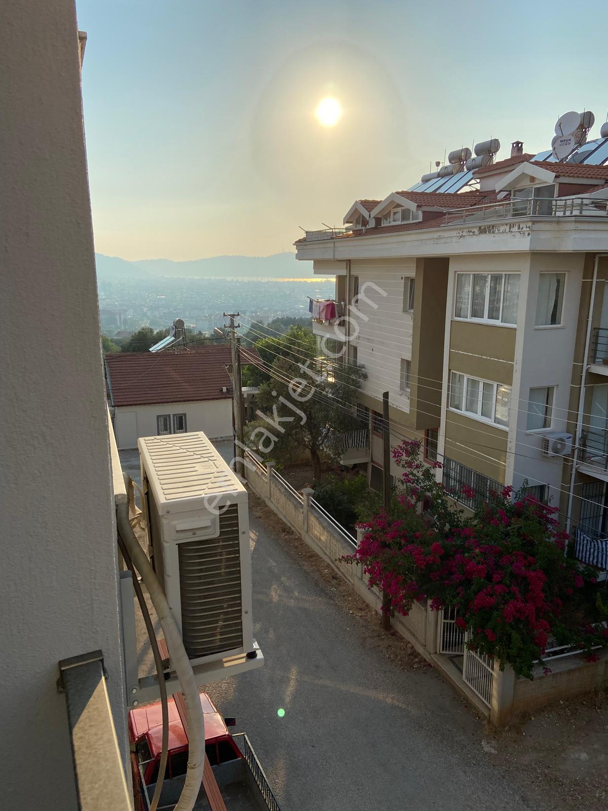 Stop'tan Taşyakada Kiralık 3+1 Yeni Daire