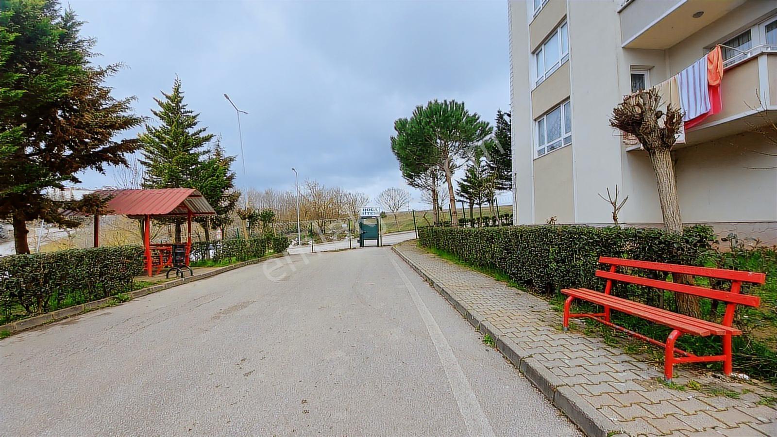 İlimtepe Doğasitesi Satılık 3+1 Bakımlı Ve Yapılı Geniş Daire - Görsel 33