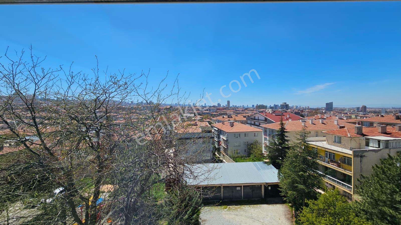 Arel'den K.esat Ballıbaba'da 3 Kat 3+1 Kombili Ön Cephe Manzaralı Daire - Görsel 30