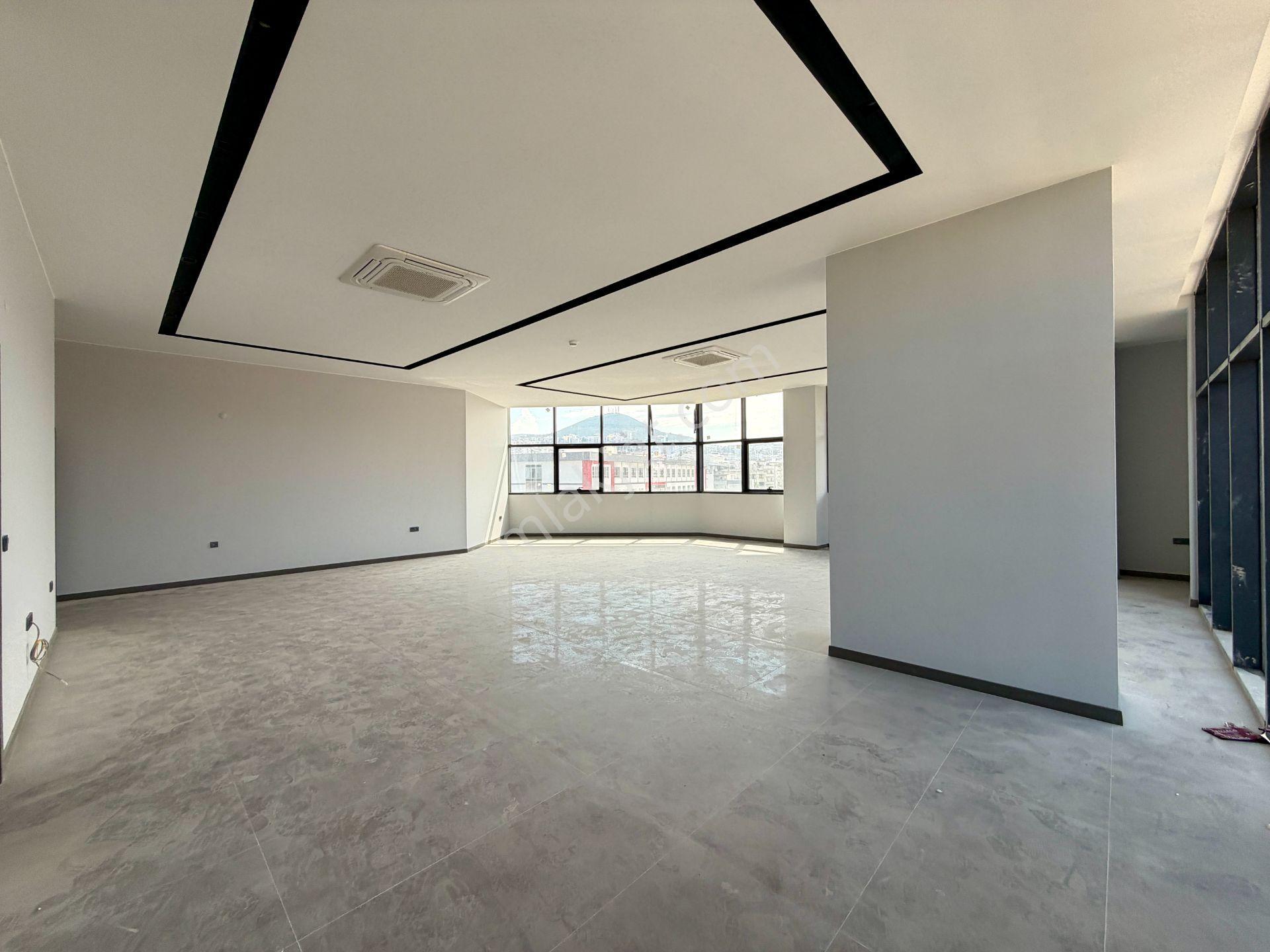 Kuşadası Merkez Ana Cadde Üzerınde 104 M² Kıralık Ofıs - Görsel 6