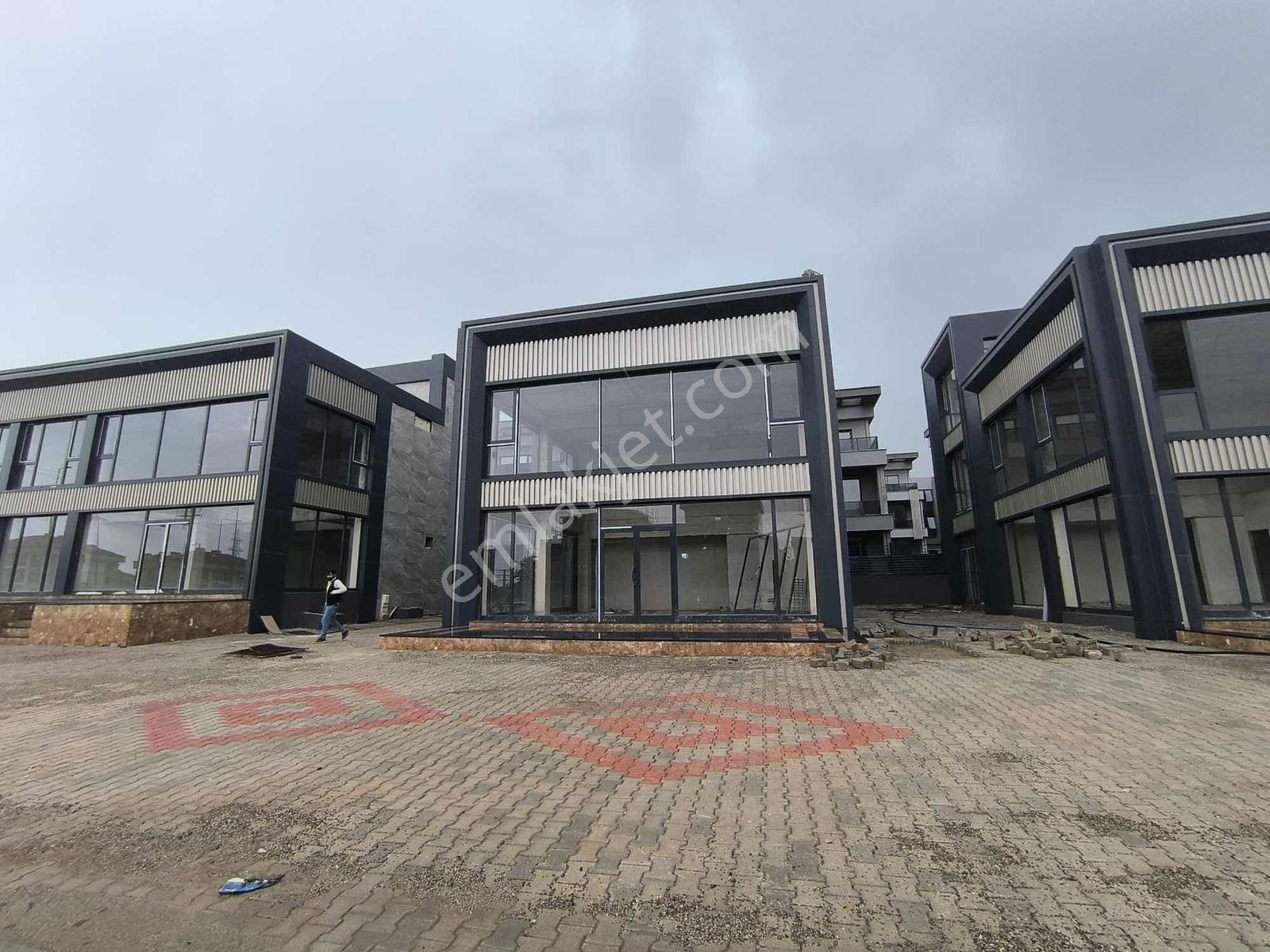 Şehir Hastanesi Civarı Yatırımlık Mağaza