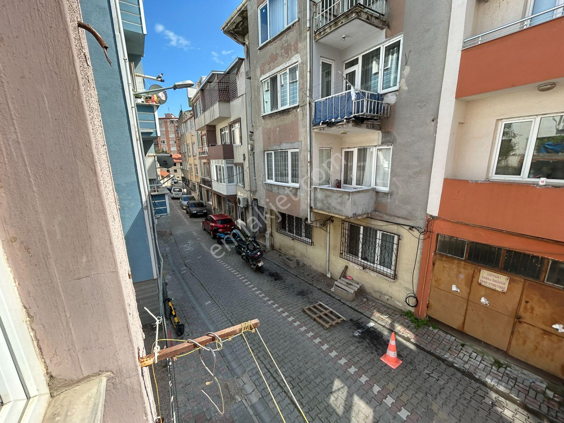 Bandırma Hacı Yusufta Çarşı Merkezine 5 Dk Yürüme Mesafesinde 2+1 Ara Kat Ve Giriş Kat Daireler - Görsel 13