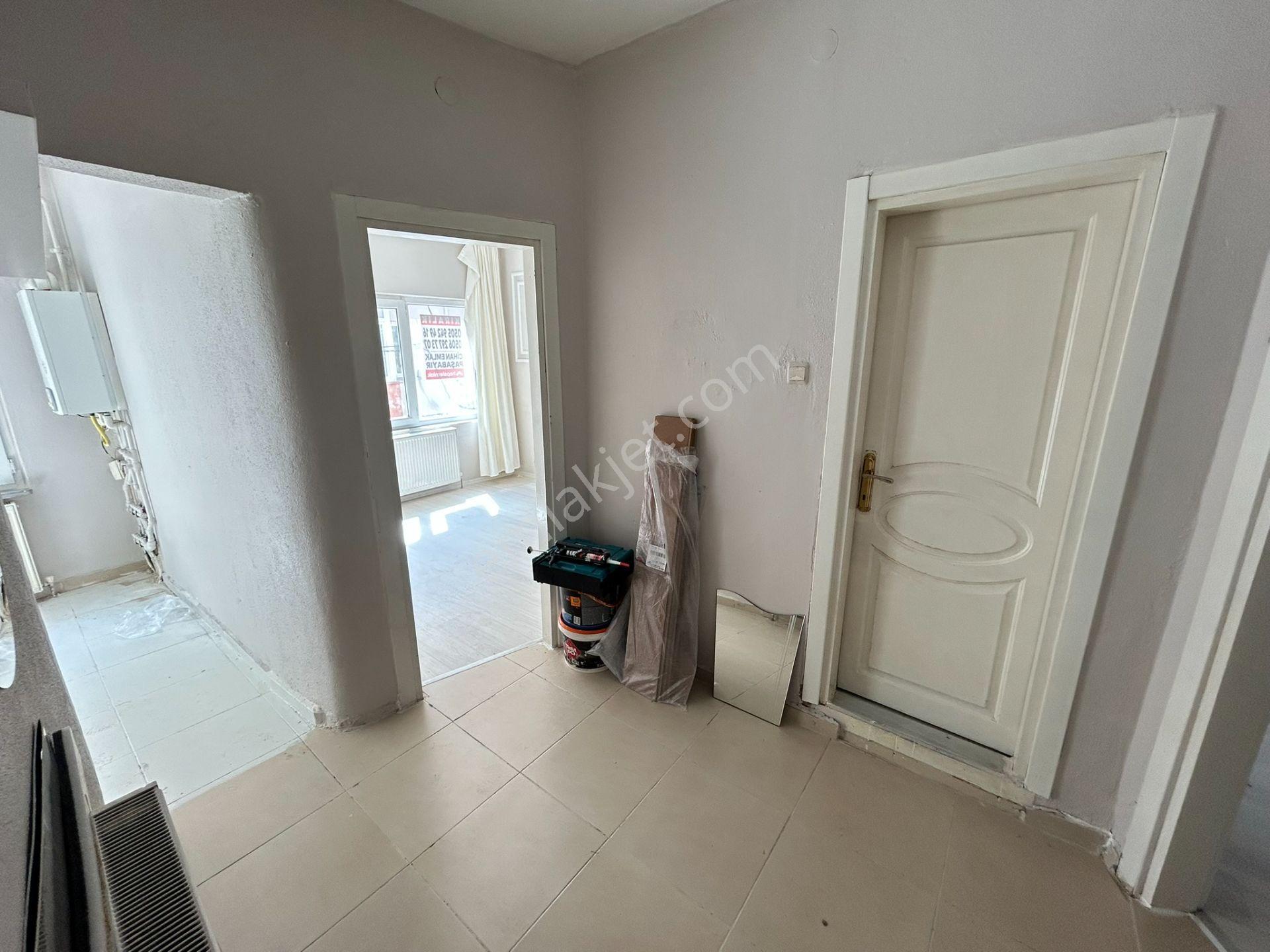 Bandırma Hacı Yusufta Çarşı Merkezine 5 Dk Yürüme Mesafesinde 2+1 Ara Kat Ve Giriş Kat Daireler - Görsel 2