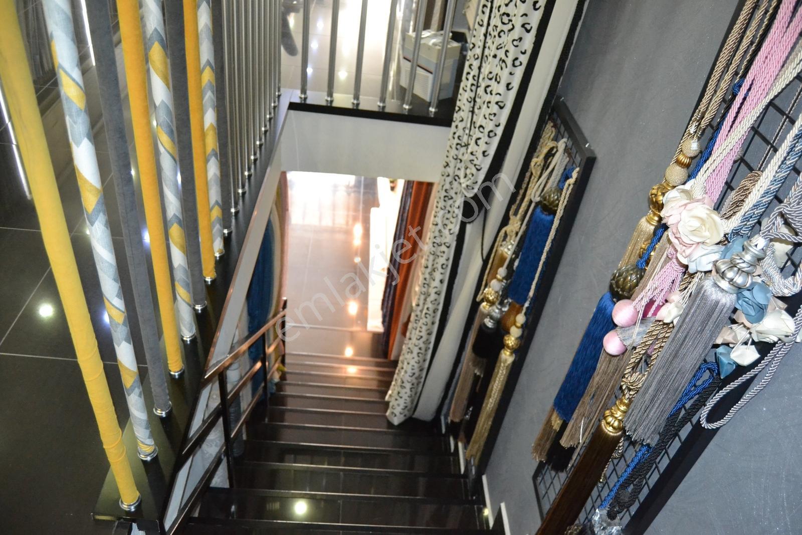 Perge Bulvarında Devren Kiralık 3 Katlı Perde Mağazası - Görsel 8