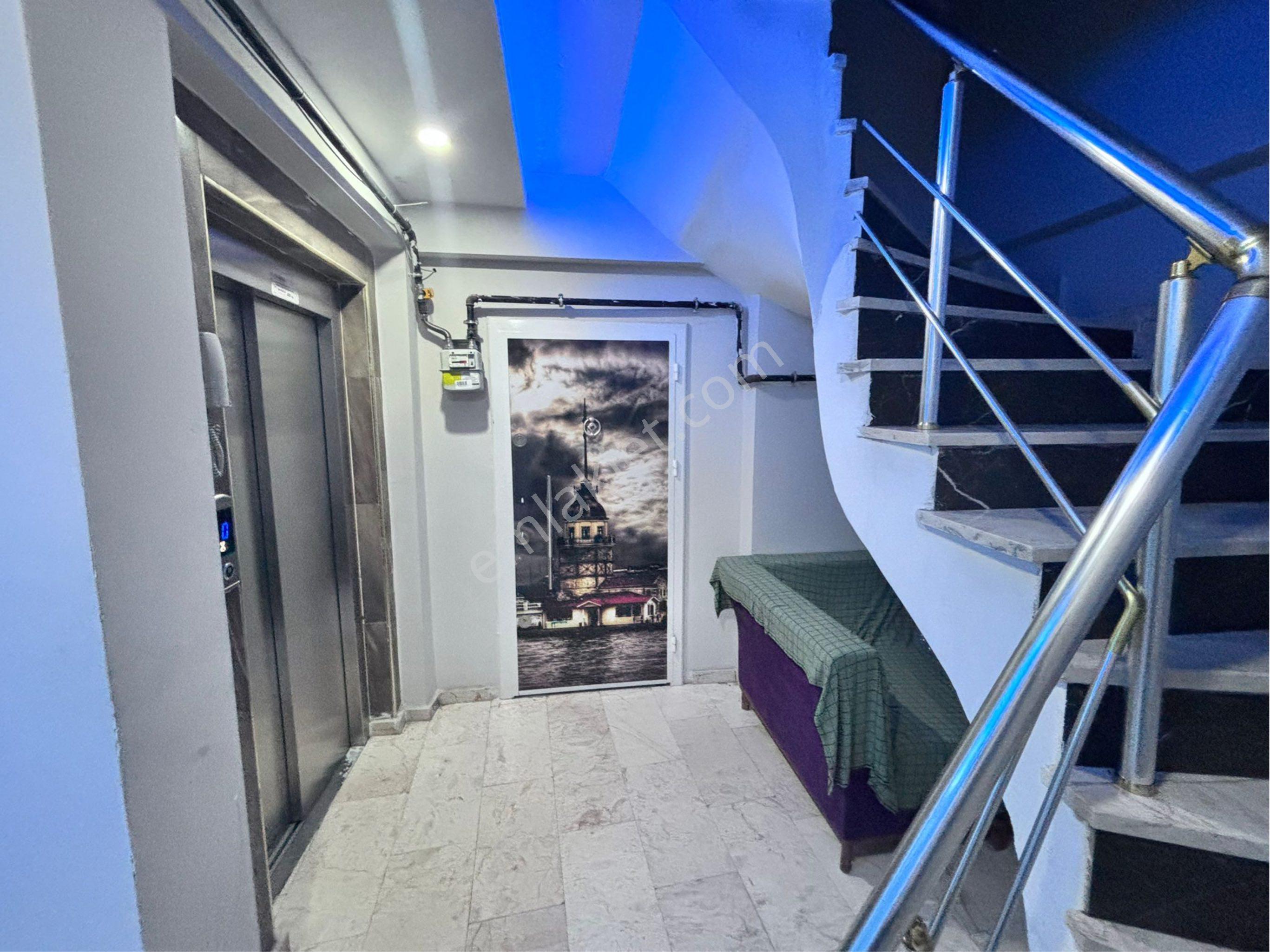 Bahçeşehir Mobilyacılar Çarşısı Karşısı Satılık Daire 3+1 130m2 Ebeveyin Banyolu - Görsel 4