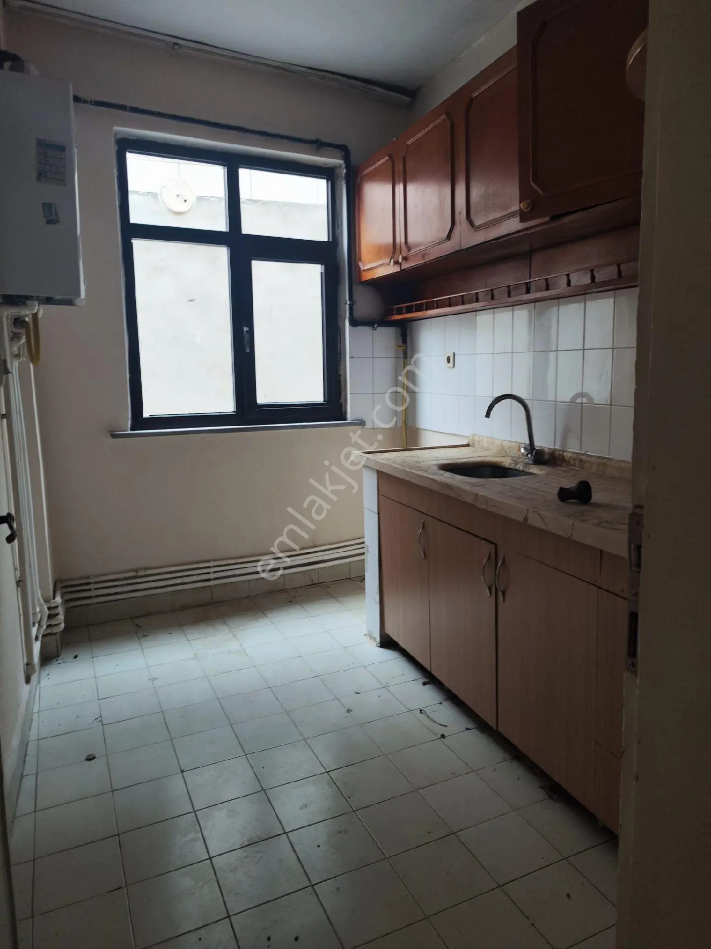 Sultanbeyli Abdurrahmangazi Mahallesi 1.kat 3+1 Metro Yürüme Mesafeli Kiralık Daire Ev - Görsel 3