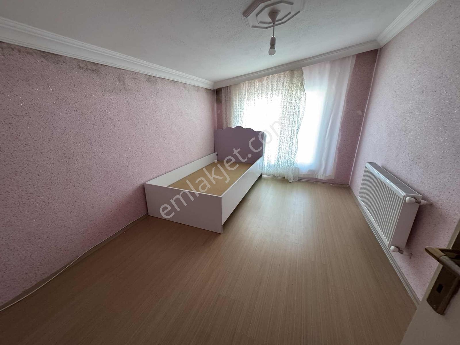 Kuzuluk'da Harika Konumda Kiralık 3+1 Daire - Görsel 16