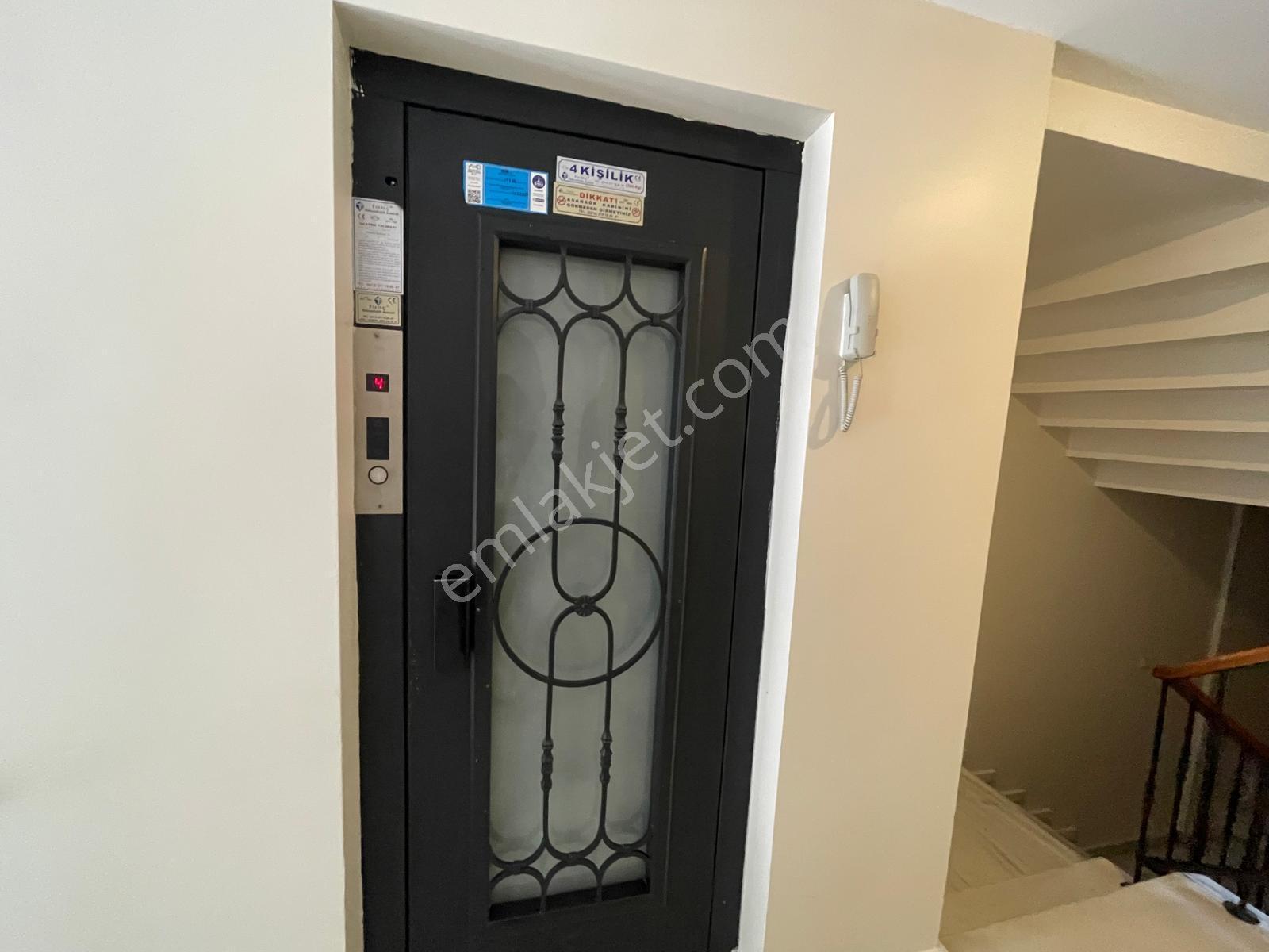 Nişantaşı Teşvikiye Mahallesi'nde Genç Binada 4+1 Kiralık Daire - Görsel 15