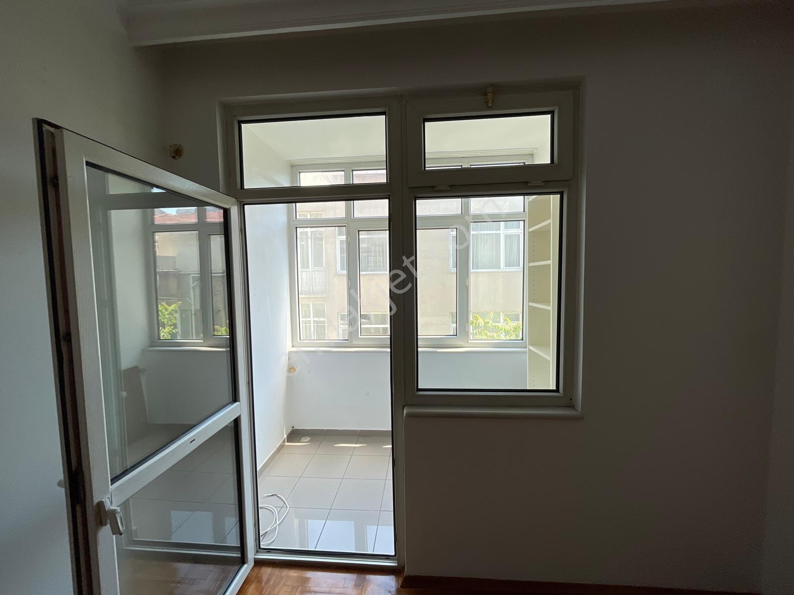 Nişantaşı Teşvikiye Mahallesi'nde Genç Binada 4+1 Kiralık Daire - Görsel 9