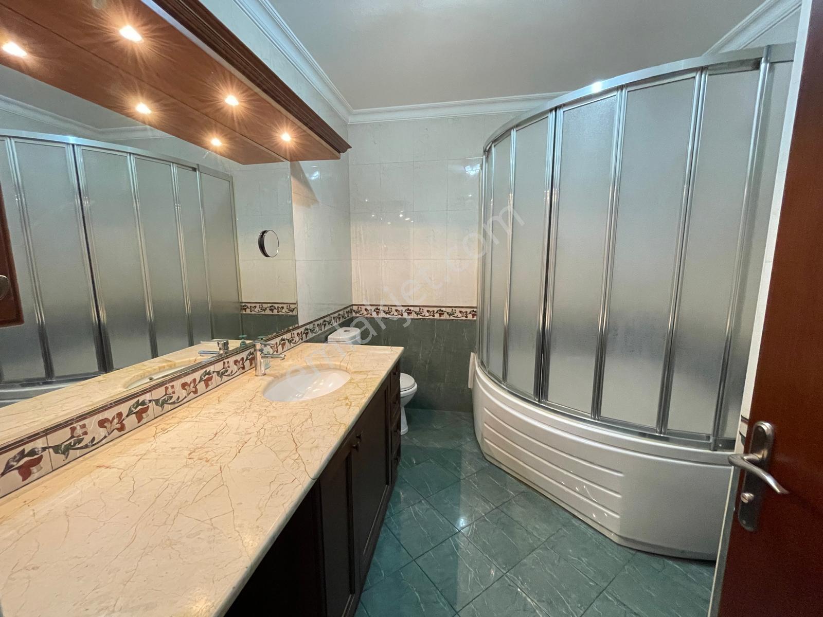 Nişantaşı Teşvikiye Mahallesi'nde Genç Binada 4+1 Kiralık Daire - Görsel 20