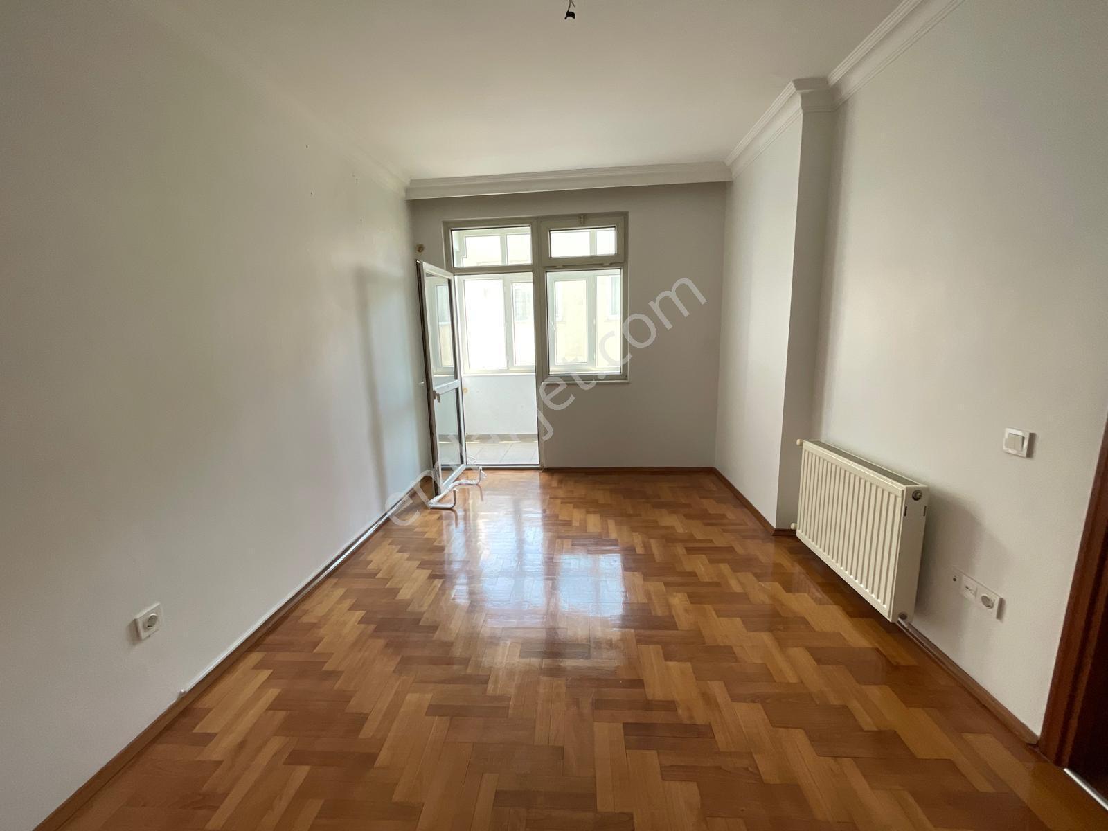 Nişantaşı Teşvikiye Mahallesi'nde Genç Binada 4+1 Kiralık Daire - Görsel 19