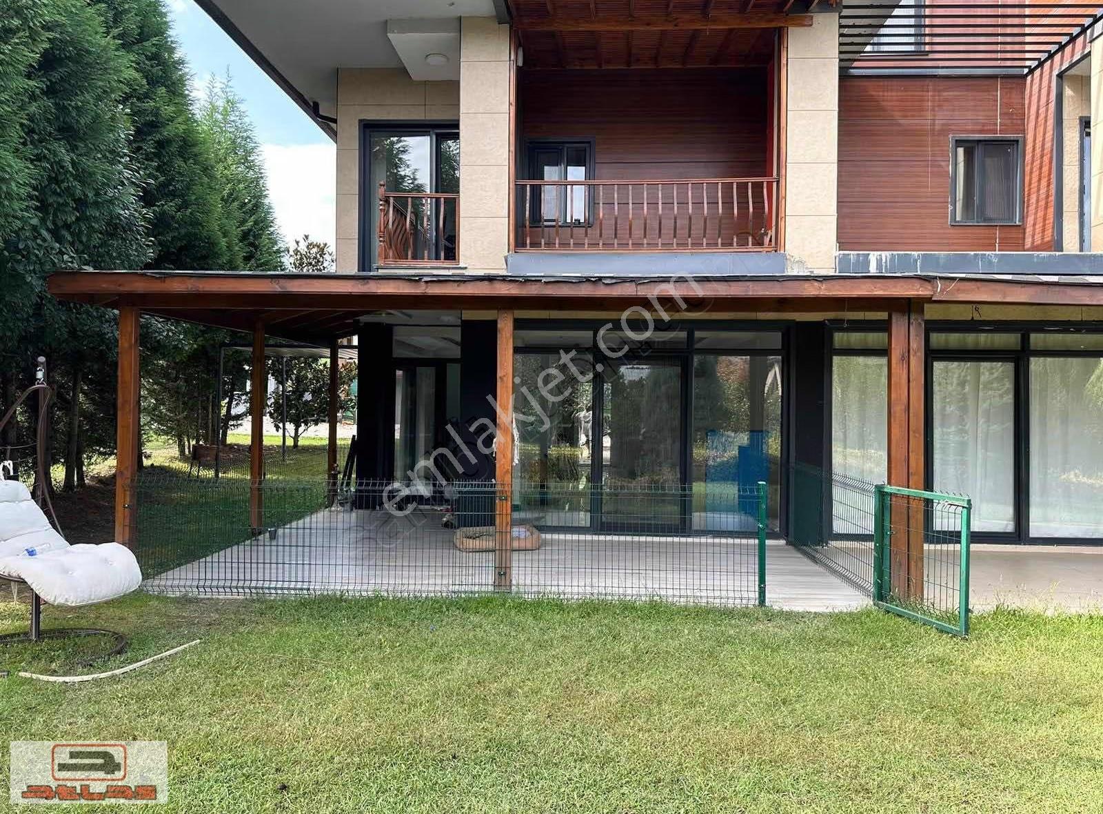 Atlas Emlak Sapanca Kiralık Eşyasız Villa