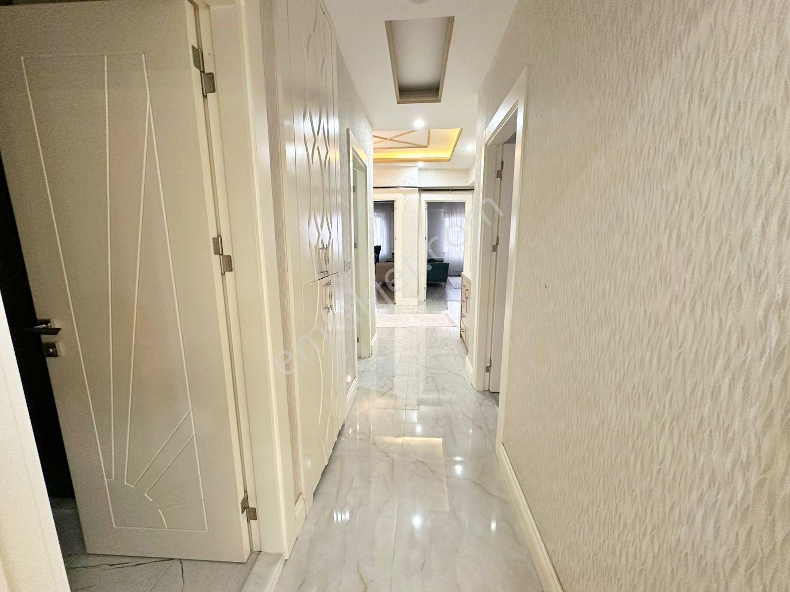 Belkız'da Kiralık Eşyalı Cam Balkonlu Az Katlı Ultralüx 3+1 - Görsel 5