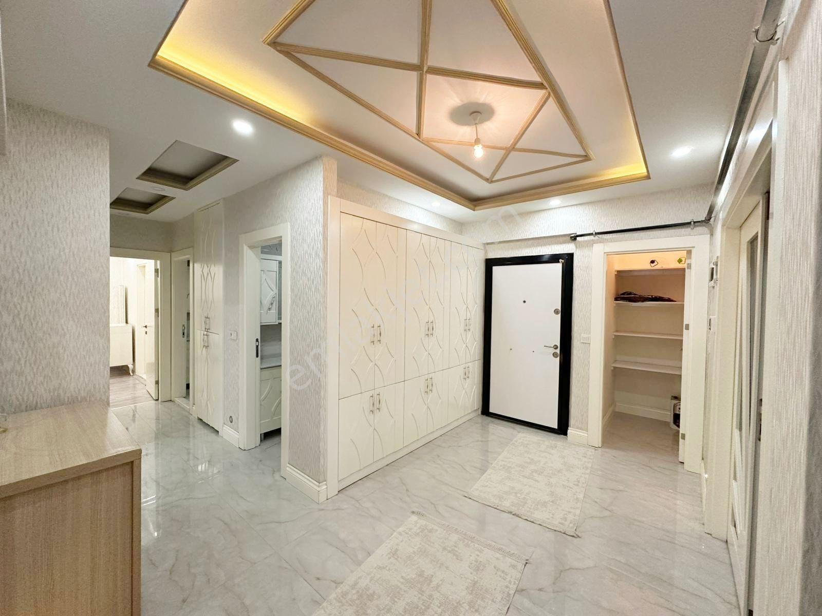 Belkız'da Kiralık Eşyalı Cam Balkonlu Az Katlı Ultralüx 3+1 - Görsel 13