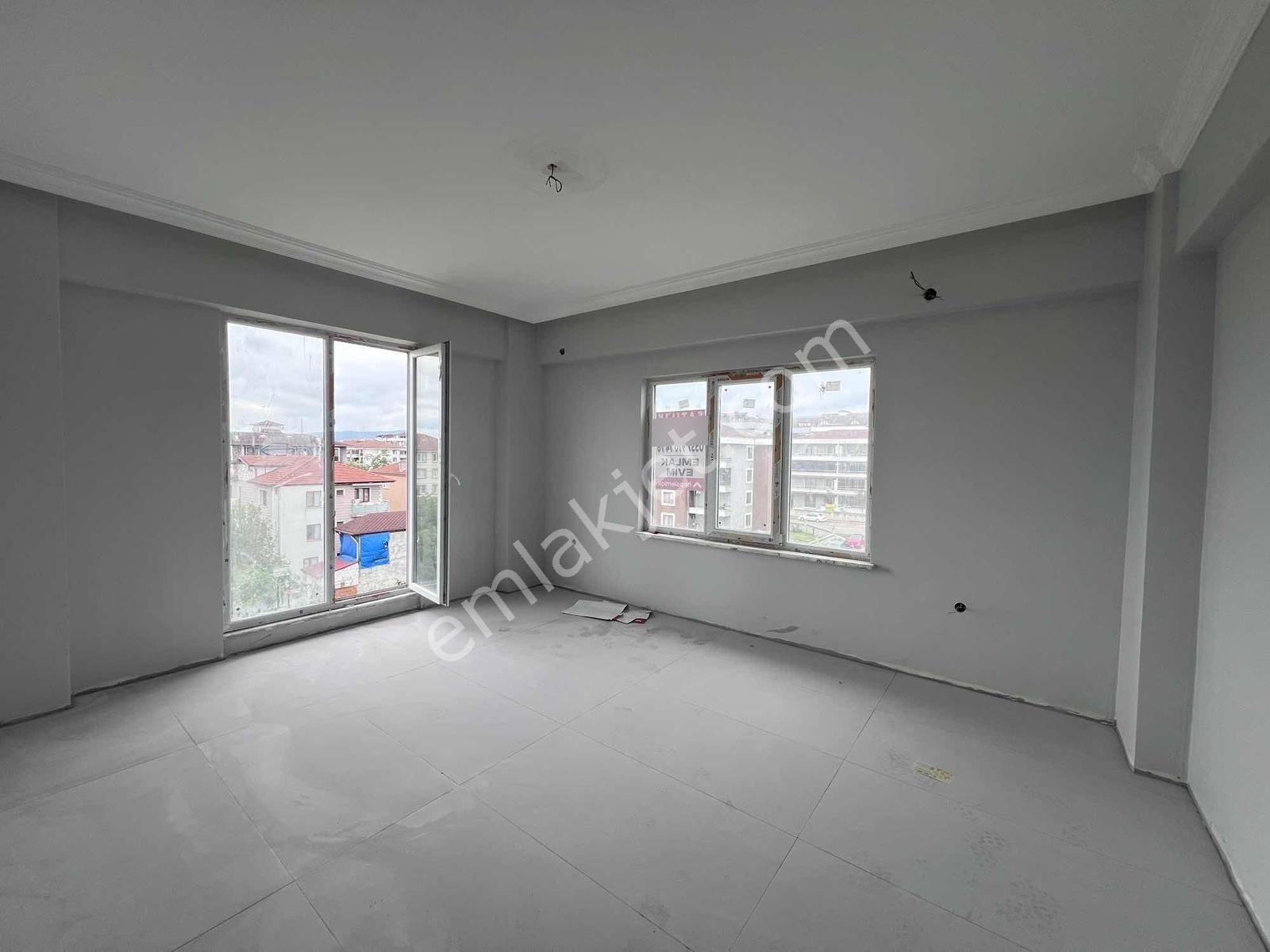 Emlakevim - Sakarya Hendek Yeni Mahallede 3+1 Satılık Daire !! - Görsel 3