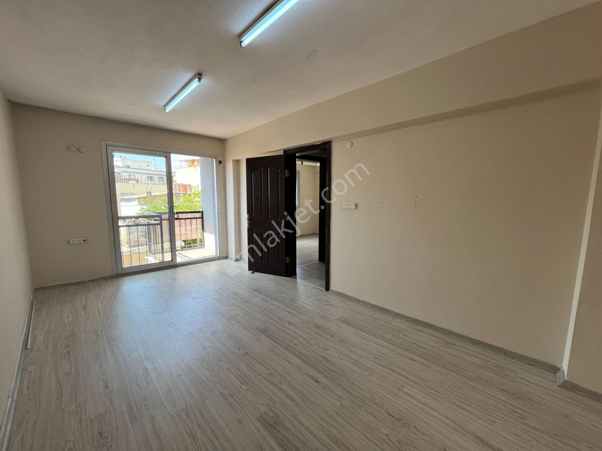 Gümüşpala Merkezde Sağlık Ocak Ve Okul Yakını Ara Kat 2+1 Kiralık Daire - Görsel 5