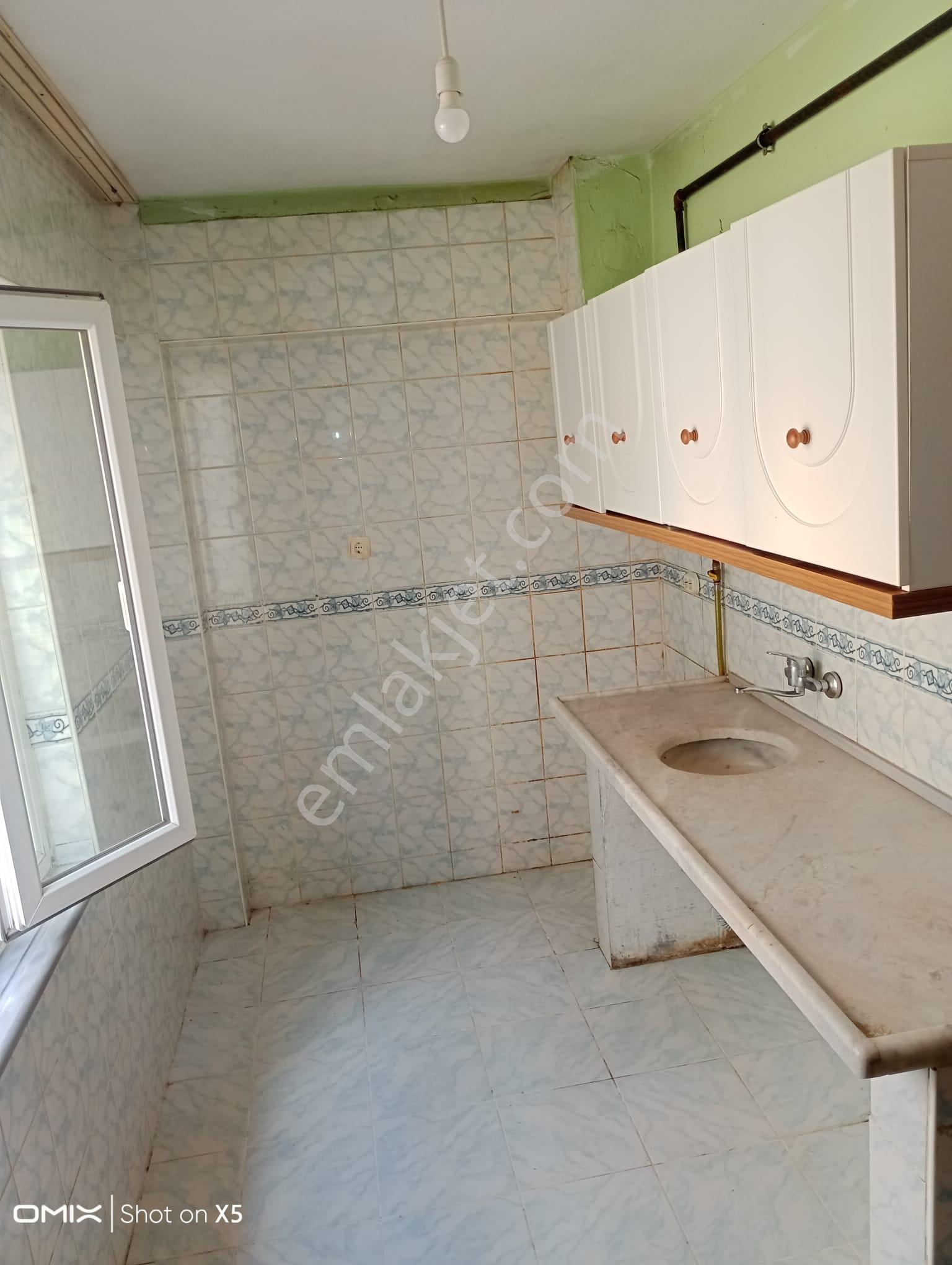 Bursa İnegöl Mesudiye Mah 70m2 2+1 20yıllık Girişkat Kat İrtifaklı Satılık Daire - Görsel 6